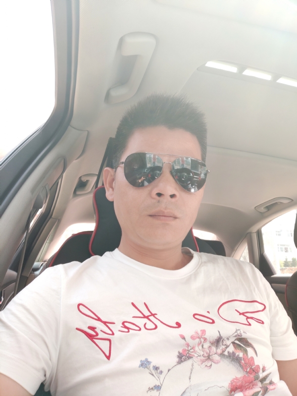 单身已久的第一张照片--浙江认干亲服务网