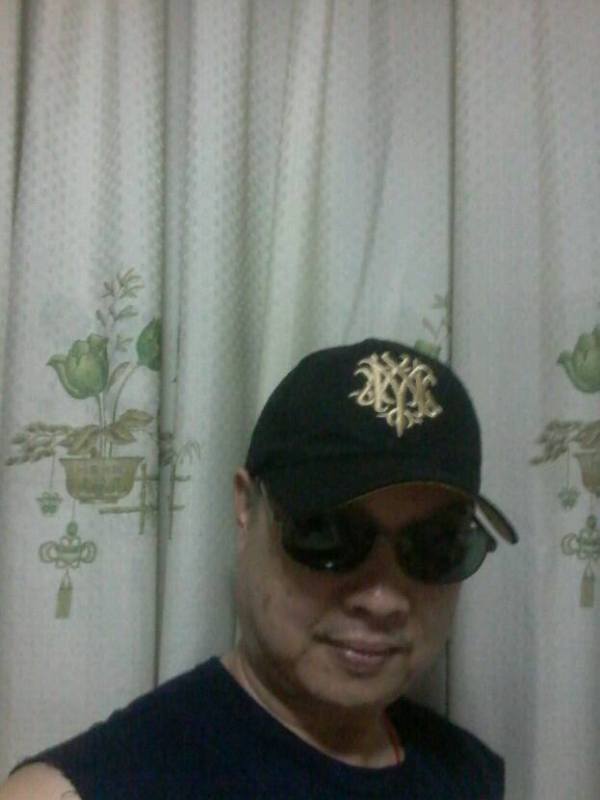 时尚厨男的第一张照片--浙江认干亲服务网