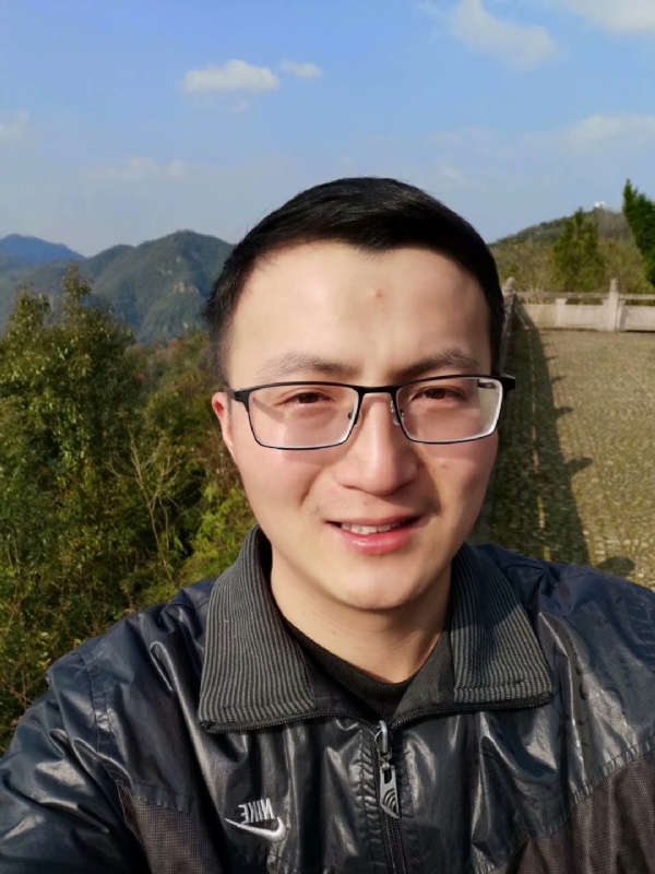 杨先生的第一张照片--浙江认干亲服务网