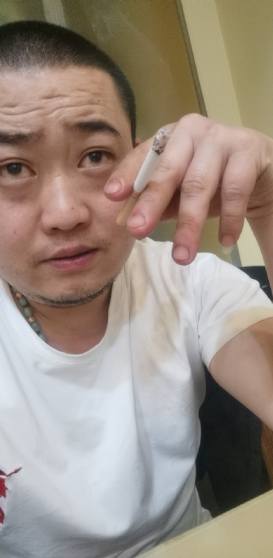 孤独的螃蟹的第一张照片--浙江认干亲服务网