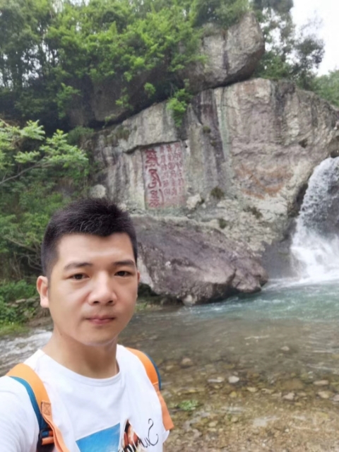 愿得一人心的第一张照片--浙江认干亲服务网