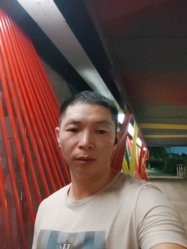 夜猫的第一张照片--浙江认干亲服务网